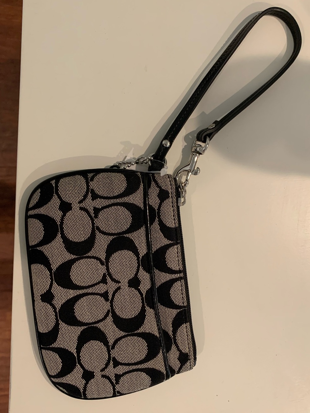 NWT - Coach Pattern Wristlet - Black and Gray